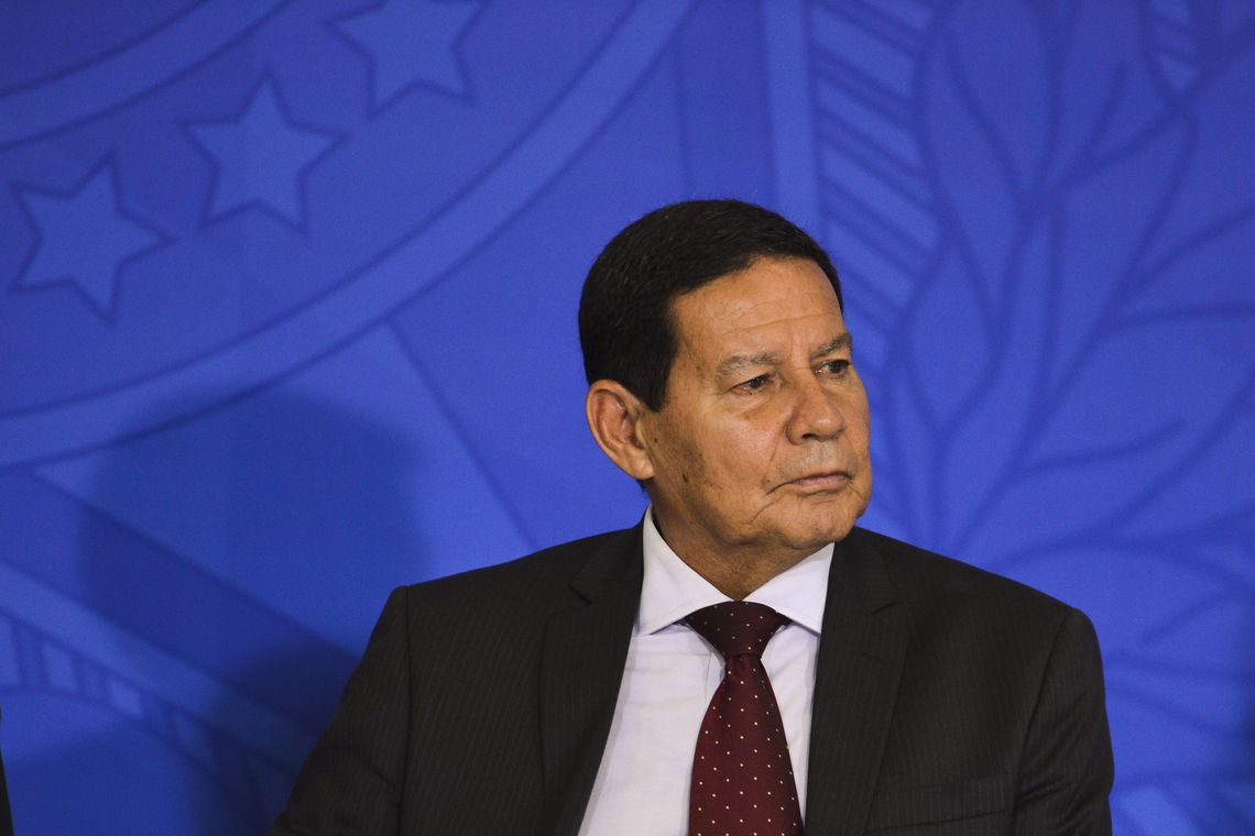 Mourão anuncia desbloqueio de R$ 20 bilhões do orçamento federal