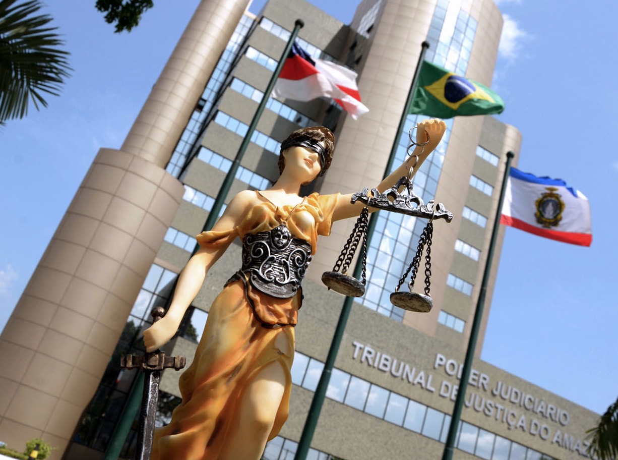 Homem é condenado após tentar matar companheiro da ex com 15 facadas em Manaus