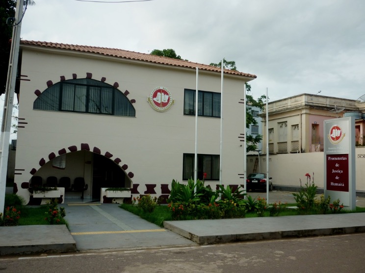 Por falta de abastecimento, juiz aplica multa de R$ 100 mil à Amazonas Energia 