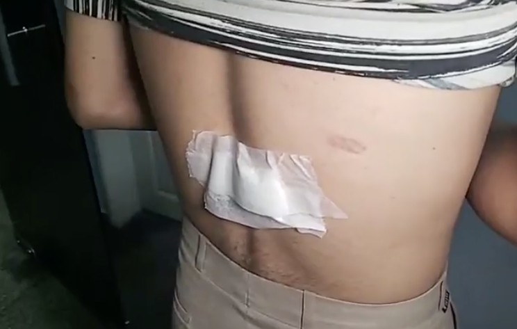 Em Manaus, filho é esfaqueado por pai embriagado quando lia a bíblia 