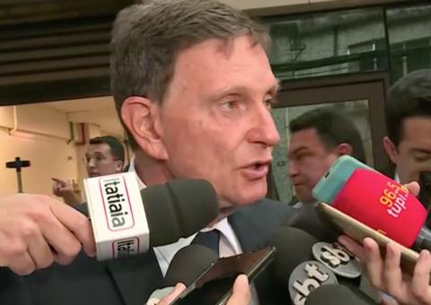 Com investigações em curso, Marcelo Crivella dispara que incêndio em hospital pode ser sabotagem