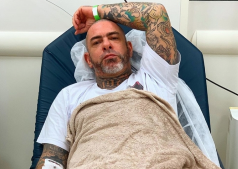 Chef Henrique Fogaça é internado em hospital: ‘sexta-feira 13’