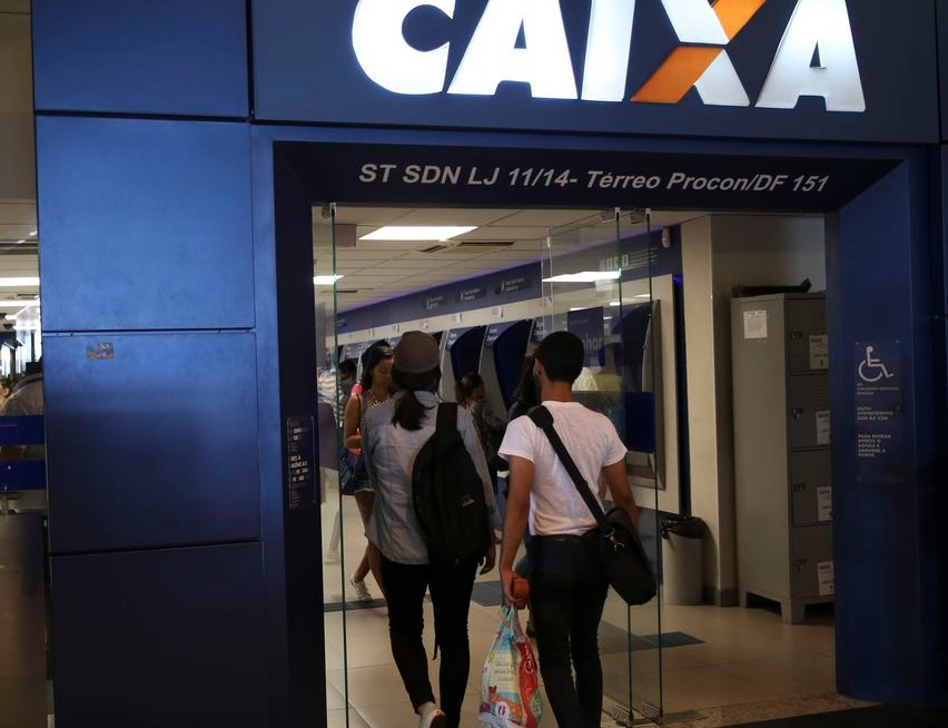 Agências da Caixa abrirão neste sábado para saque do FGTS