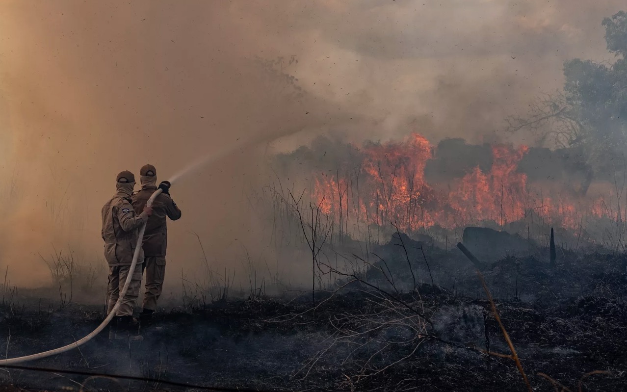 Incêndios atingem mais de 6 mil hectares na Chapada dos Guimarães