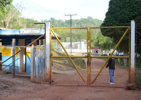Criança é baleada durante visita em presídio 
