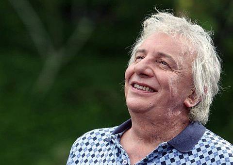 Marco Nanini fala sobre casamento com produtor: 'abertíssimo'