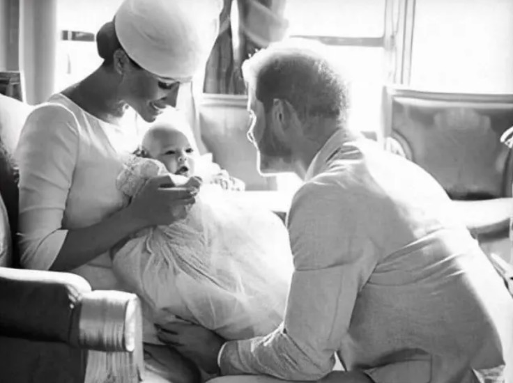 Meghan Markle compartilha foto inédita de Archie no aniversário do príncipe Harry