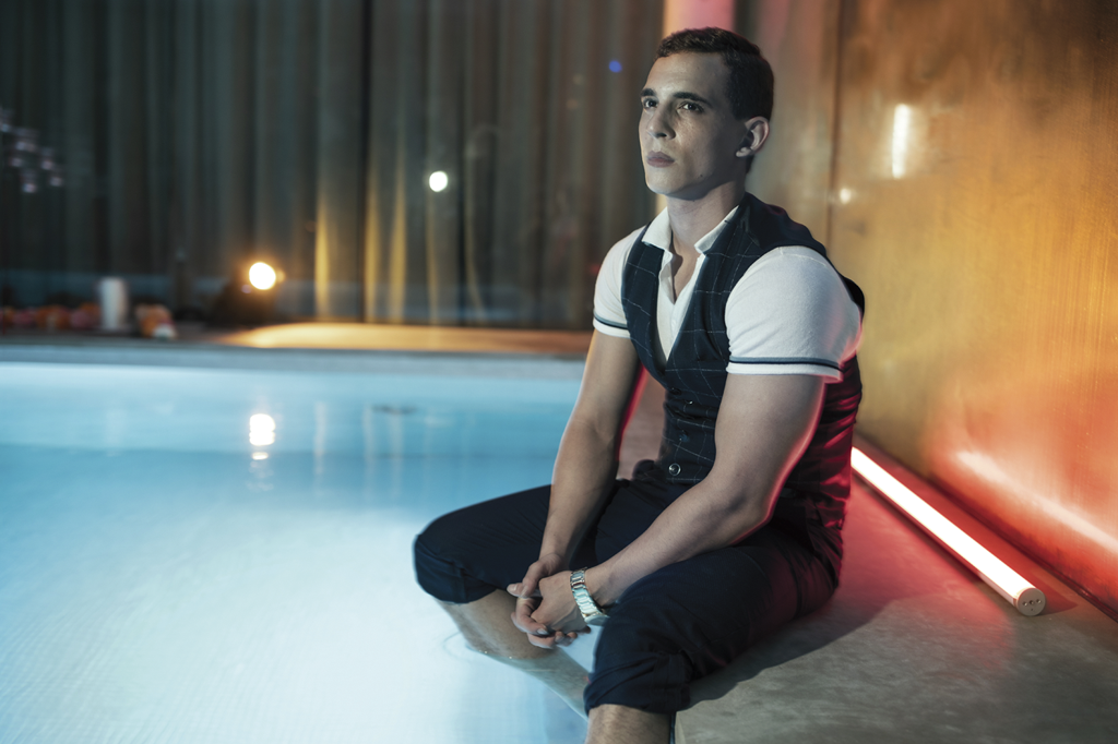 Miguel Herrán nega que saiu de Elite por estar com depressão