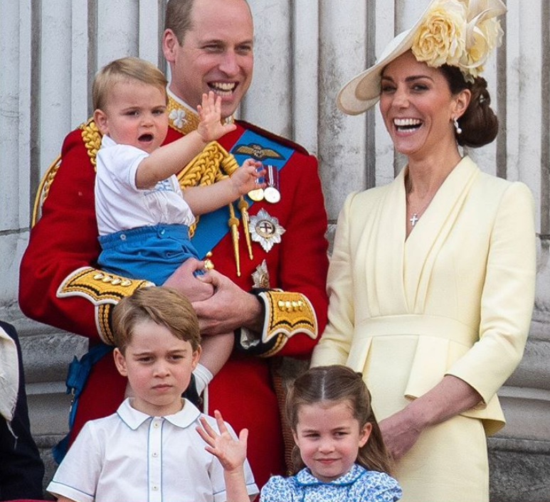 Crianças próximas ao príncipe George são investigadas na Inglaterra