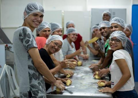 Em Coari, Prefeitura promove capacitação em gastronomia 