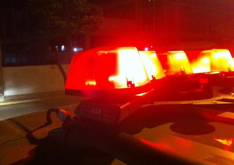 Mulher embriagada é presa e tenta subornar policial com sexo 