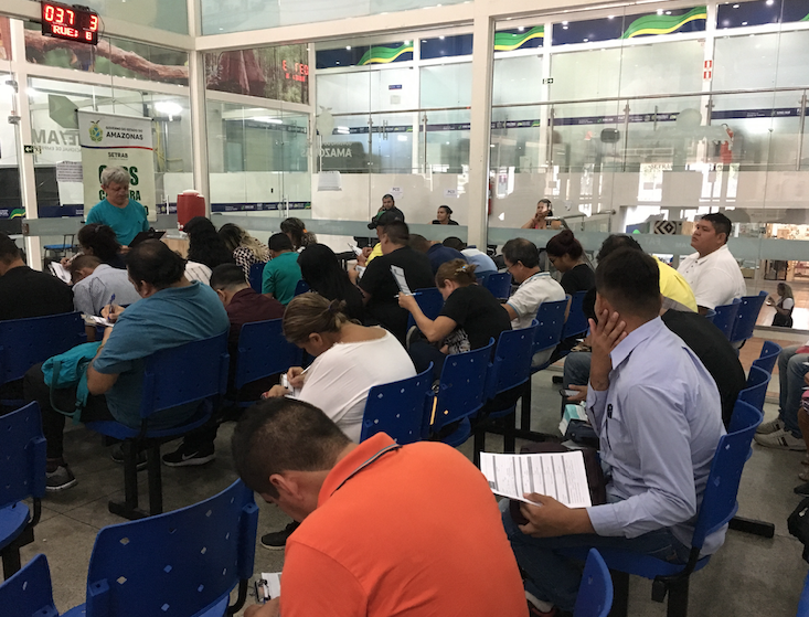 De garçom a repositor, confira as 306 vagas de emprego ofertadas nesta quinta em Manaus