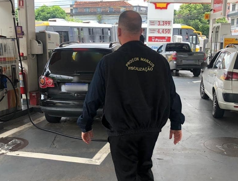 Posto de combustíveis é autuado por aumento abusivo no preço da gasolina em Manaus 