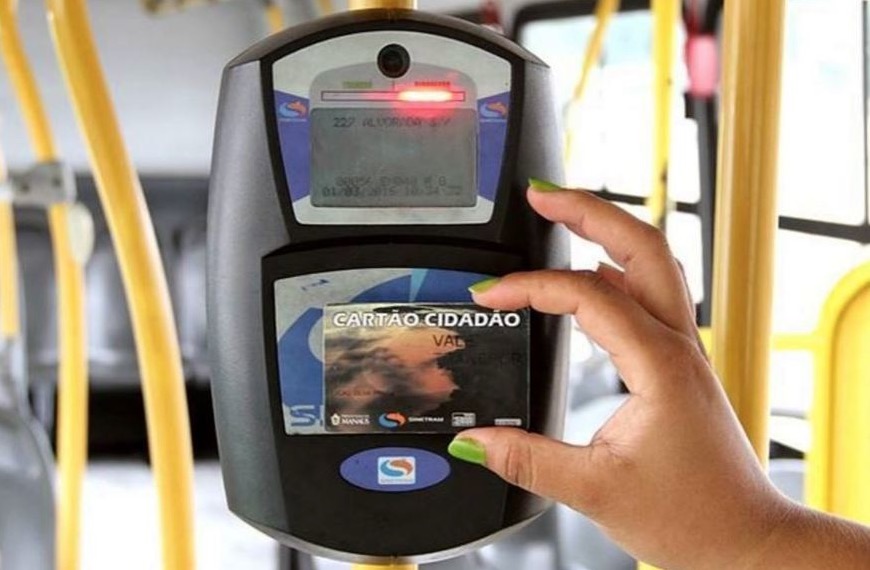 Prefeito proíbe dinheiro nos ônibus e tarifa deve ser paga apenas com cartão em Manaus