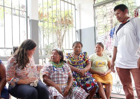Famílias de imigrantes indígenas recebem serviços de saúde em Manaus 