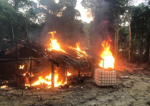 Exército prende 10 garimpeiros em unidades de conservação do Amazonas