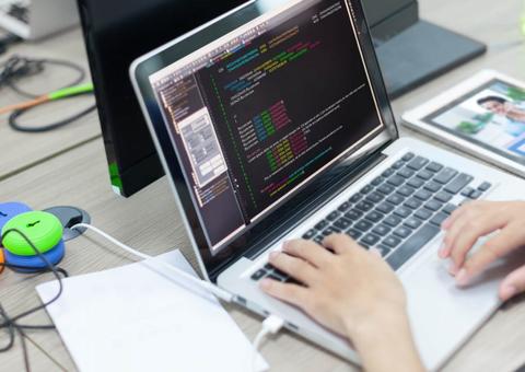 Com pente-fino em contratos, governo espera poupar 30% na área de TI