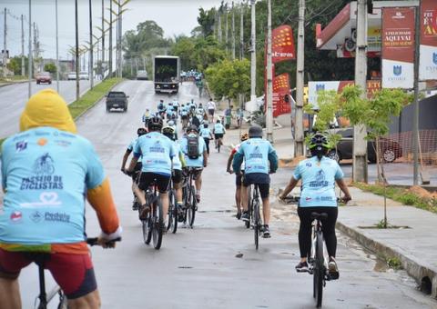 No ‘Dia Mundial Sem Carro’, mais de 200 ciclistas participam de passeio em Manaus
