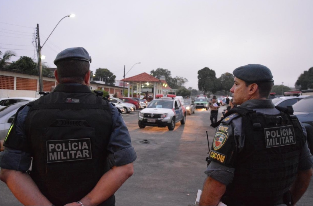 96 são presos e mais de 70 armas são apreendidas em operações na zona Sul