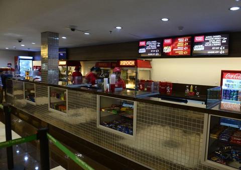 Comissão aprova exclusividade de bomboniere em cinemas