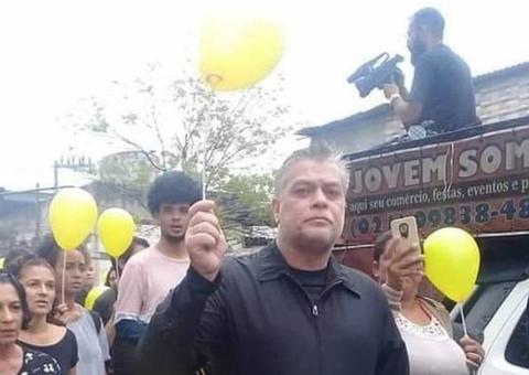 Fábio Assunção vai a protesto pela morte menina Ágatha e comove internautas