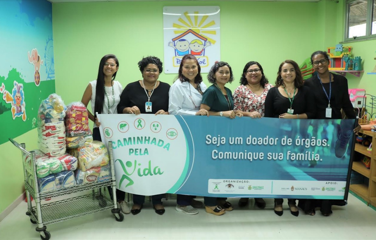 Alimentos arrecadados em “Caminhada pela Vida” são entregues aos pacientes do Hemoam