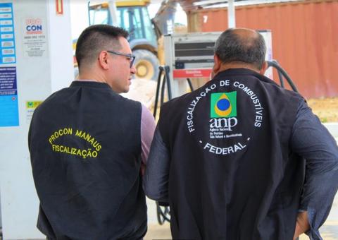 Posto de combustível é interditado por aumento abusivo no preço da gasolina em Manaus 