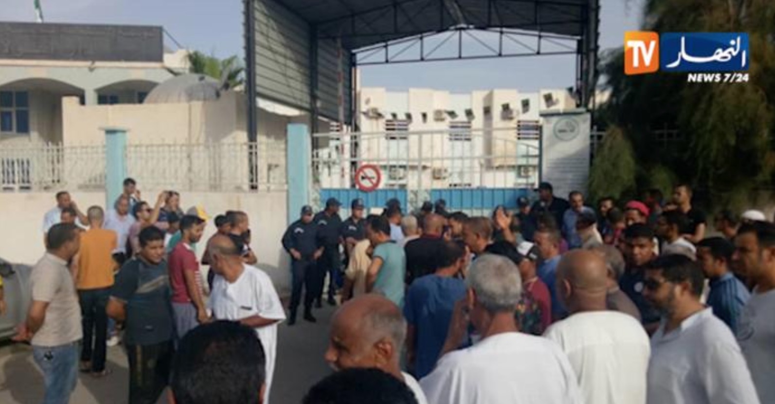 Oito bebês morrem durante incêndio em maternidade na Argélia