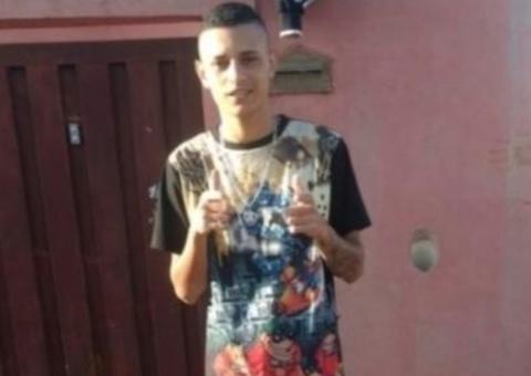 Jovem é morto a facadas; ex-namorada e família são suspeitas do crime