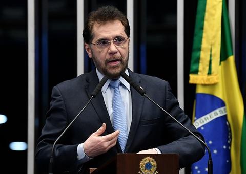 Senador do Amazonas convoca população para manifestação de apoio a CPI da Lava Toga