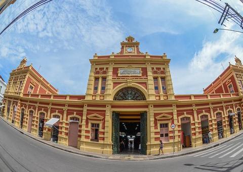 Obra que conta história e arquitetura do mercado Adolpho Lisboa será lançada nesta quarta