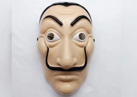 Justiça condena irmãos que usaram máscaras de ‘La Casa de Papel’ durante assalto