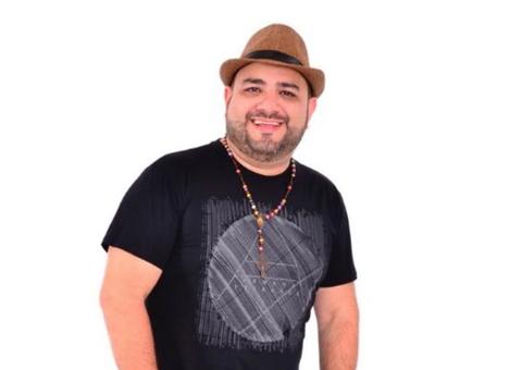DJ Evandro Jr vai agitar ‘Sábado das Sapekinhas’ em Manaus