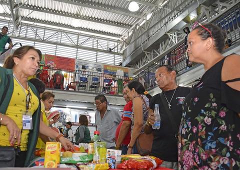 Centros de compras populares recebem serviços de saúde da Prefeitura de Manaus