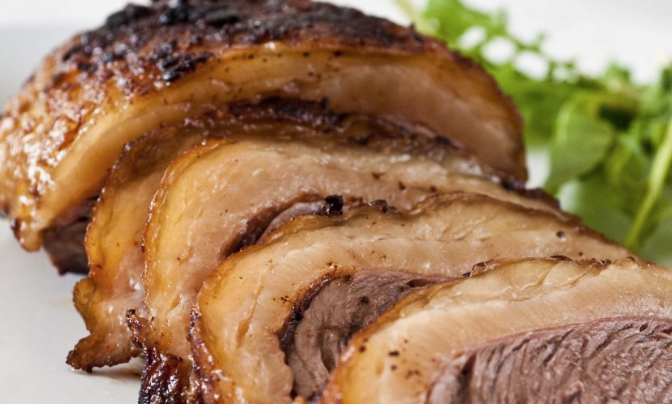 Veja alimentos que envelhecem o corpo e a pele 