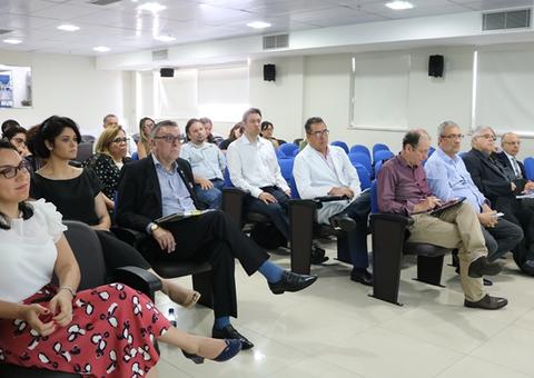 Tratamento de câncer e acesso ao SUS são debatidos em Manaus