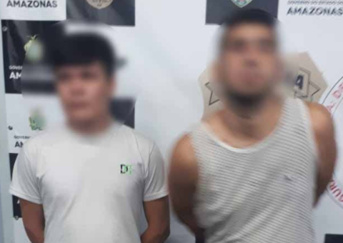 Dupla é presa suspeita de roubar celulares em bairros de Manaus