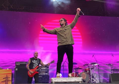 Tico Santa Cruz associa nome de Bolsonaro a energia negativa no Rock in Rio