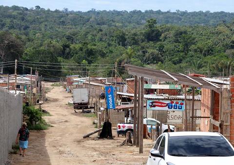 'A Reserva Adolpho Ducke é intocável', diz prefeito a moradores do Monte Horebe