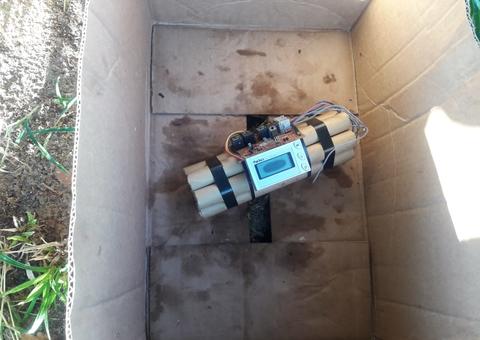 Bomba encontrada em igarapé de Manaus vai passar por perícia minuciosa