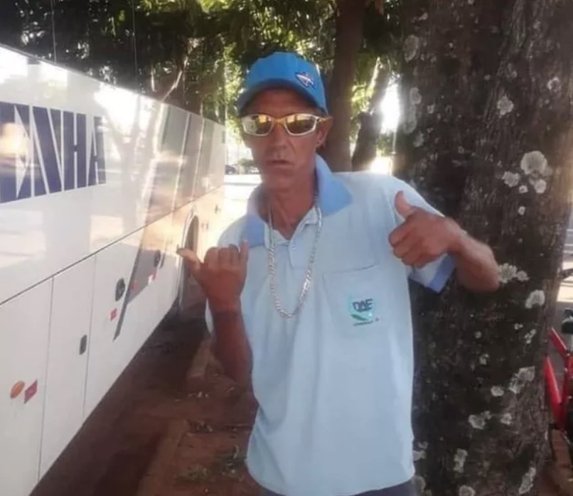 Servidor público é morto por policial à paisana ao entrar em lanchonete fingindo assalto