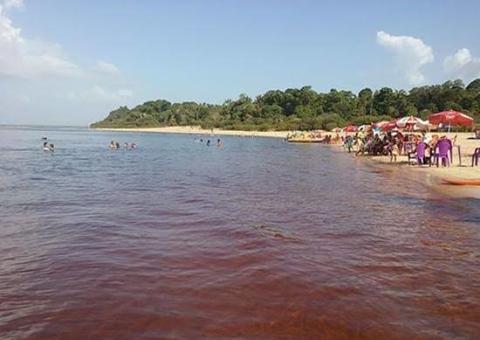 Menino de 6 anos desaparece enquanto brincava em praia no Amazonas