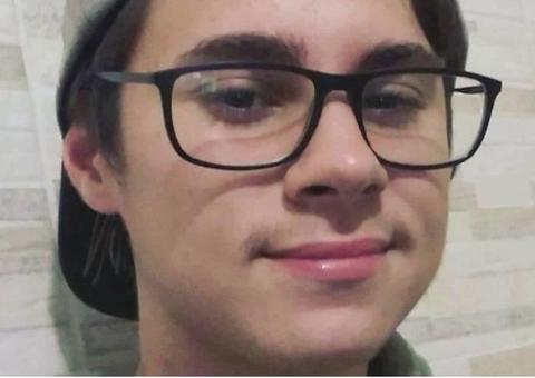 Polícia faz reconstituição da morte do ator Rafael Miguel e dos pais dele