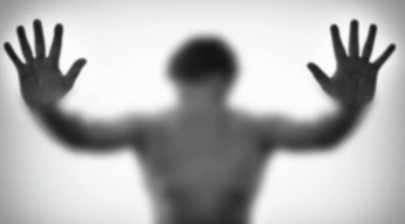 Homem é preso suspeito de estuprar colega de trabalho com deficiência