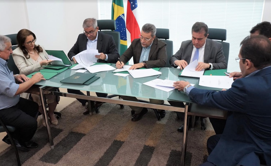 PGE e UEA assinam acordo para oferta de pós-graduação em Gestão pública