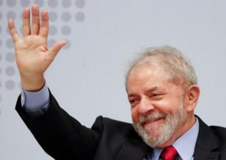 Paris concede título de cidadão honorário ao ex-presidente Lula