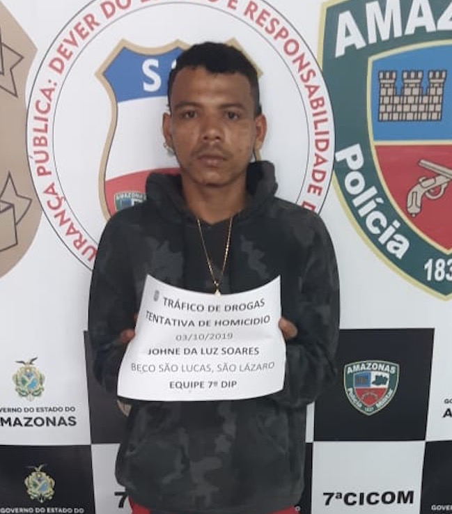 Suspeito de homicídio é preso com dinheiro e drogas em Manaus
