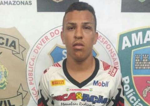 Suspeito de roubar carro de motorista de app é preso após colidir com viatura em Manaus