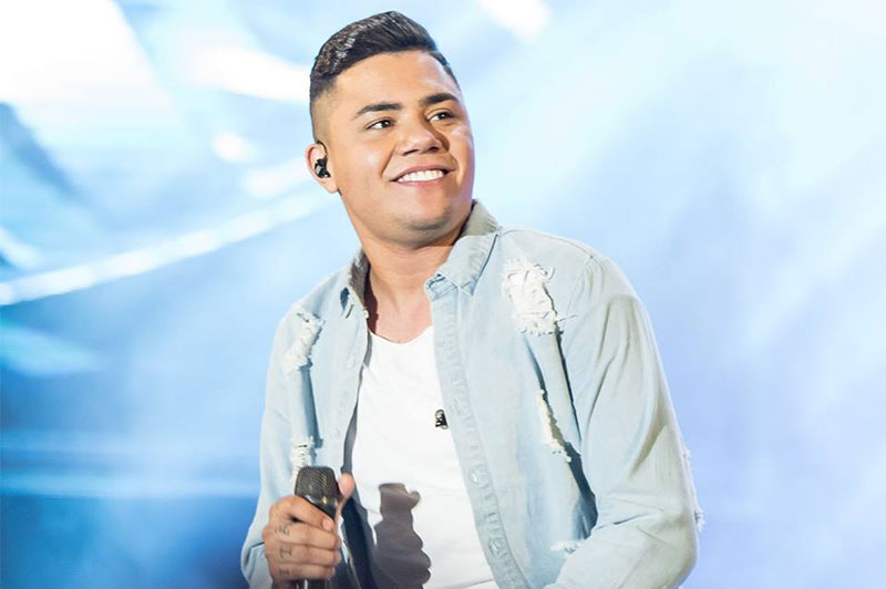Dono do Hit ‘Atrasadinha’, Felipe Araujo faz show  em Manaus