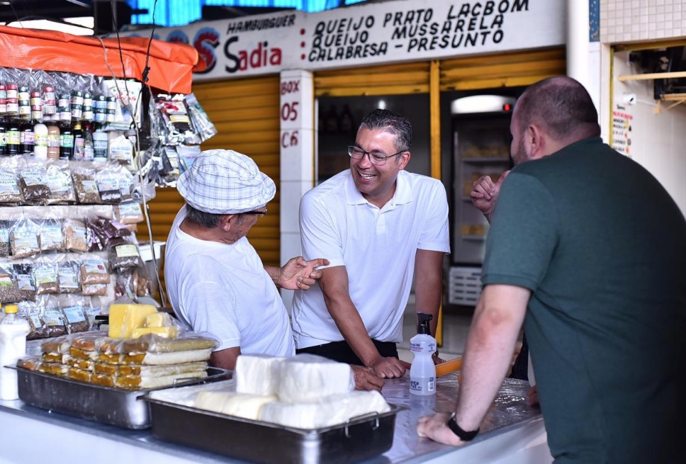 Josué Neto aparece no primeiro pelotão da corrida para a Prefeitura de Manaus
